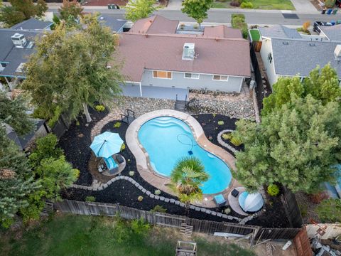 6410 Rolling Way Carmichael CA 95608