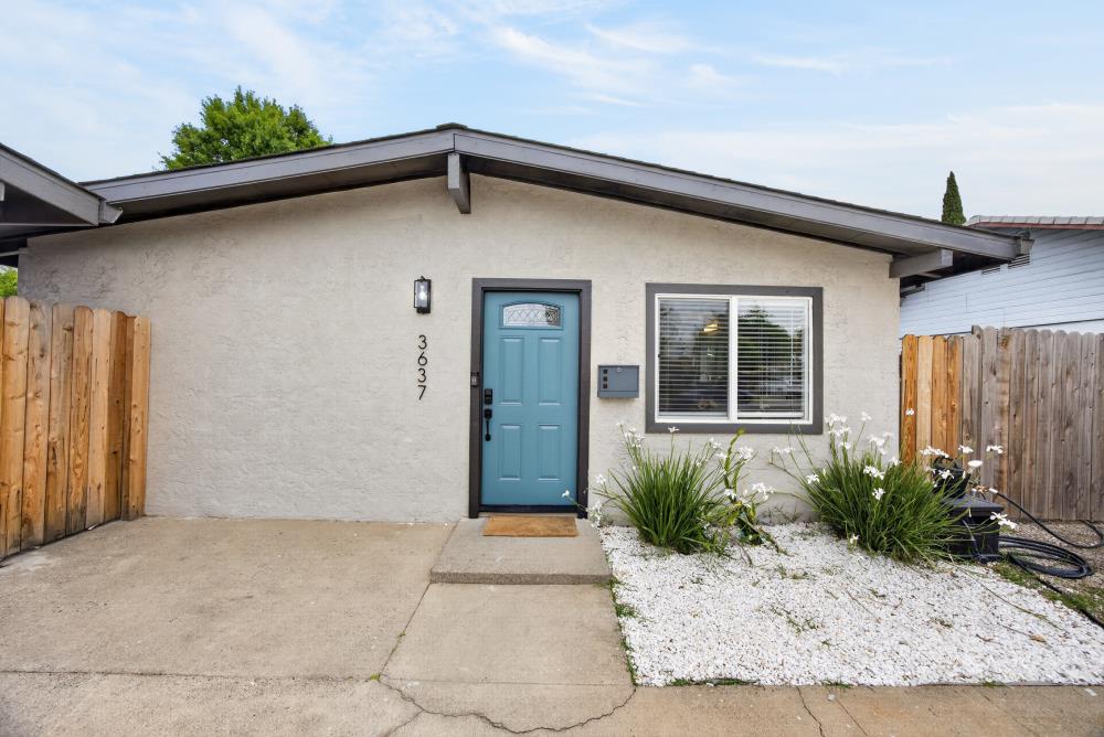 3637 Floral Drive
