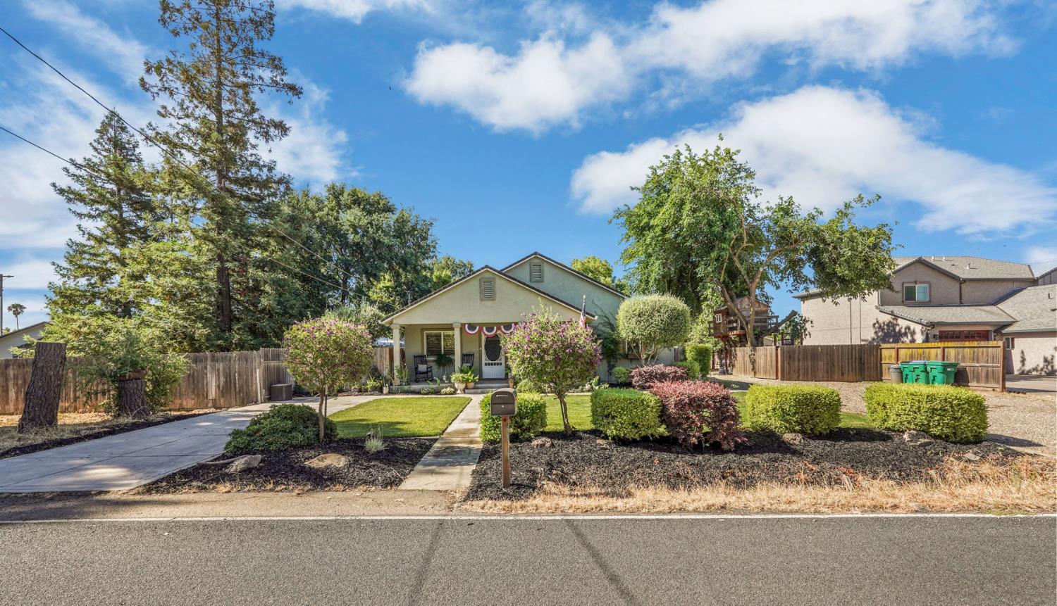3308 E Forest Lake Road