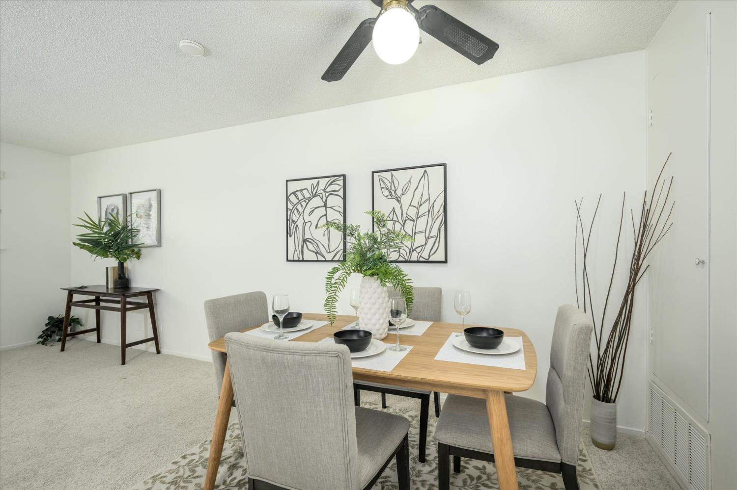 1902 El Paso Avenue 4