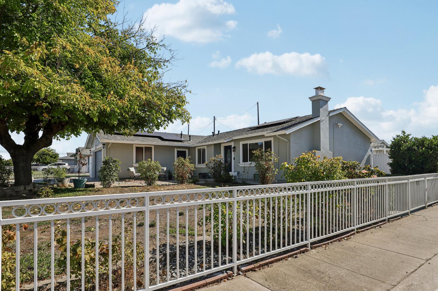 930 Johnson Avenue