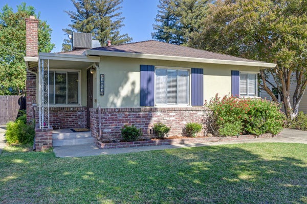 5625 V ST, SACRAMENTO, CA 95817 - Image 33453c6fecdd54b997ba75e4a58d6c86/3145808528