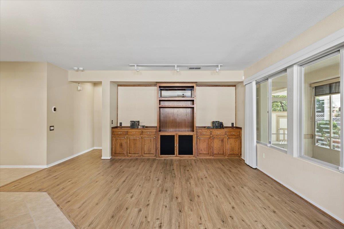 926 Gold Nugget Circle