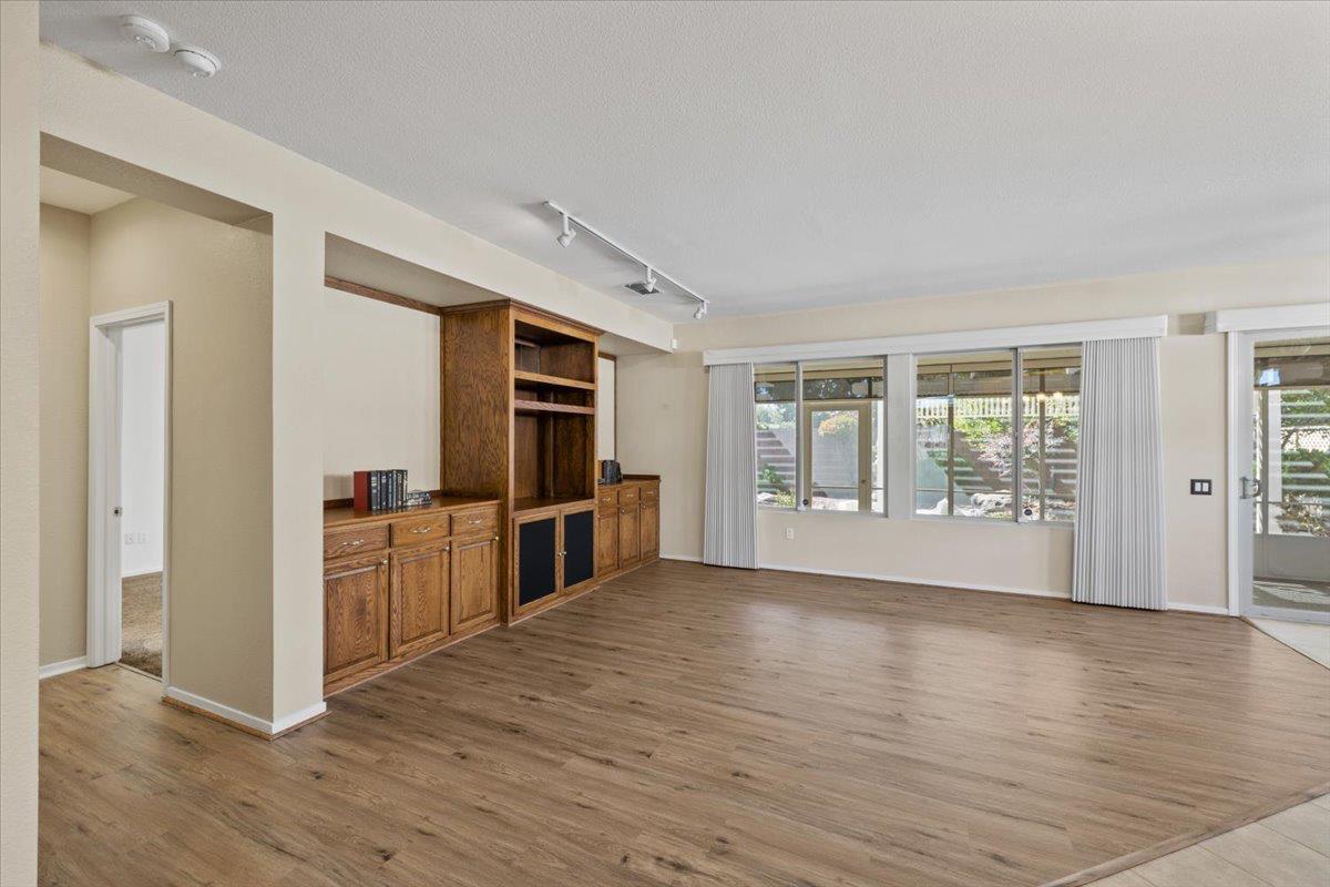 926 Gold Nugget Circle