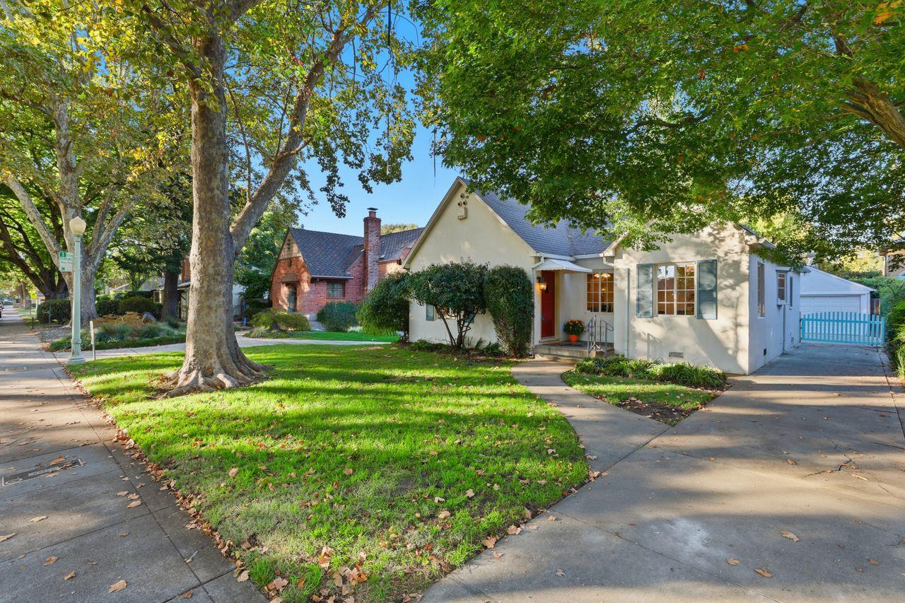 1615 Vallejo Way