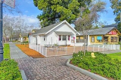 305 D Street Davis CA 95616