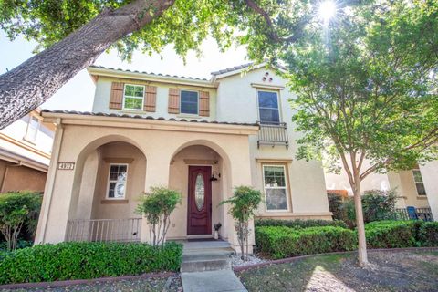 4972 Madamin Way Sacramento CA 95835