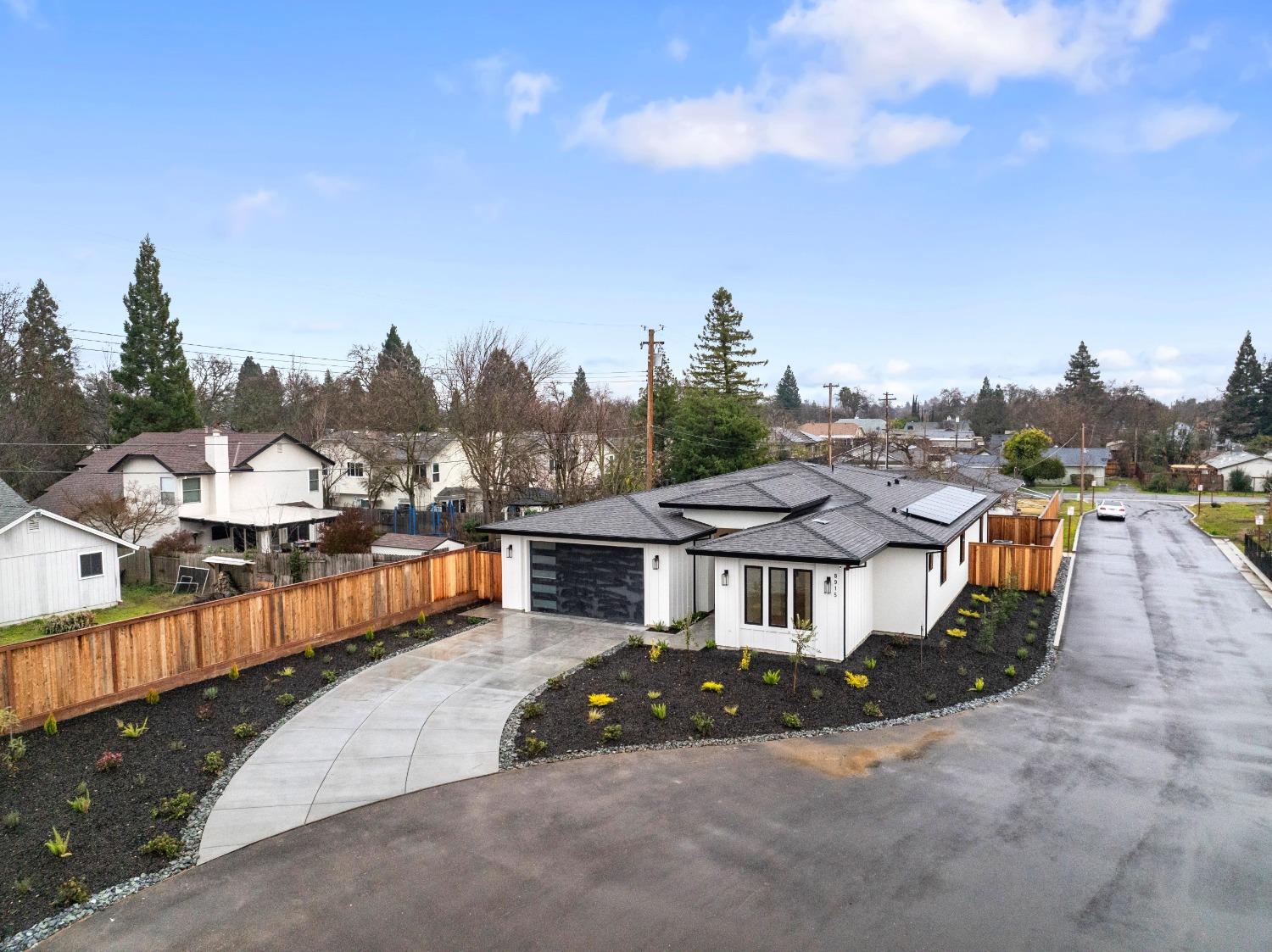 8915 Livoti Court