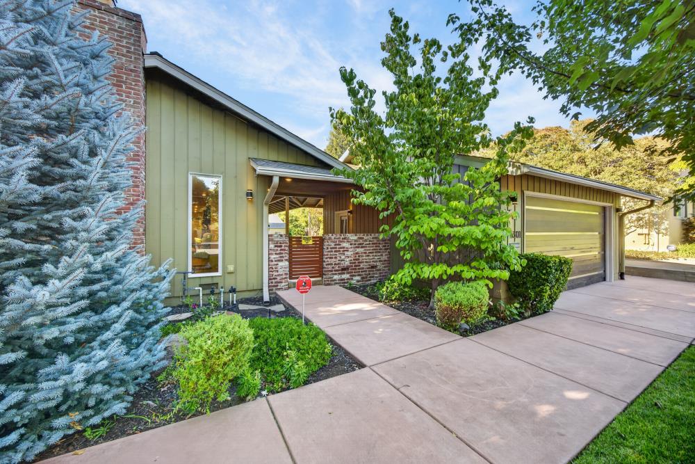 1601 Potrero Way