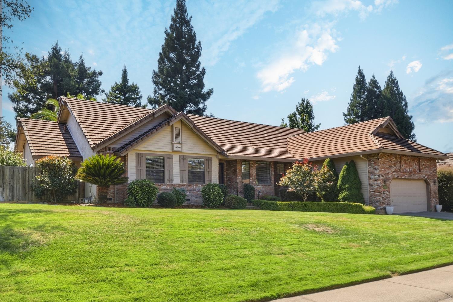 6940 Boardwalk Drive