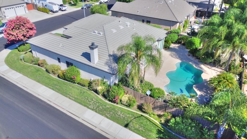 1048 Gladiola Place
