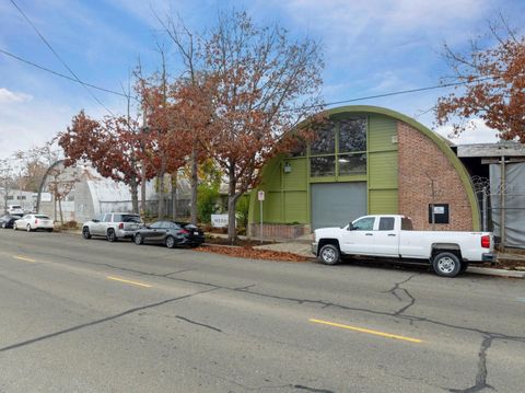709 N Sacramento Lodi CA 95240