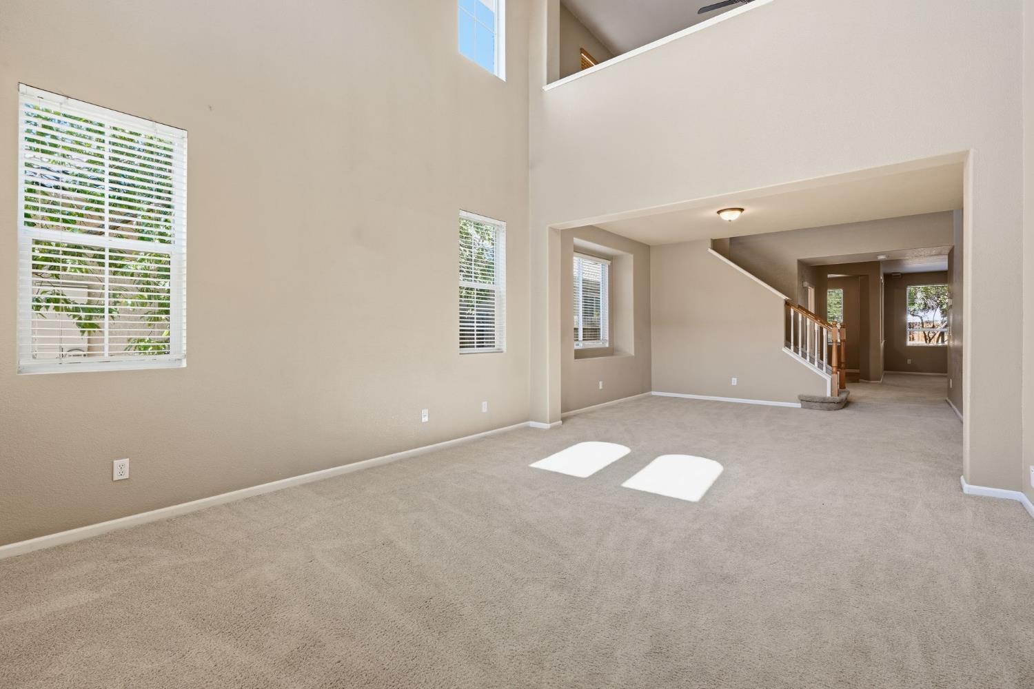 5560 Lackland Way