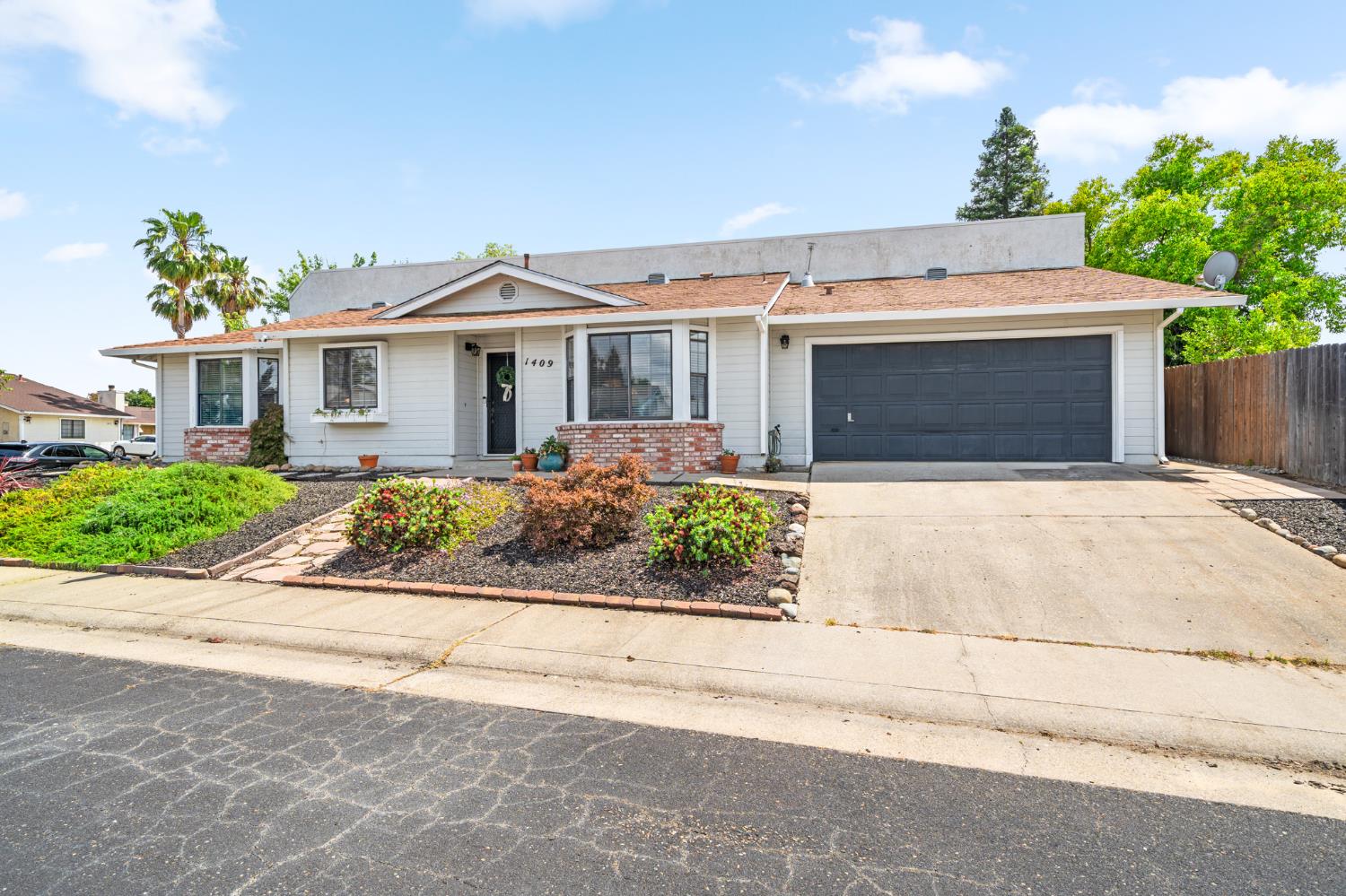 1409 Wabash Way