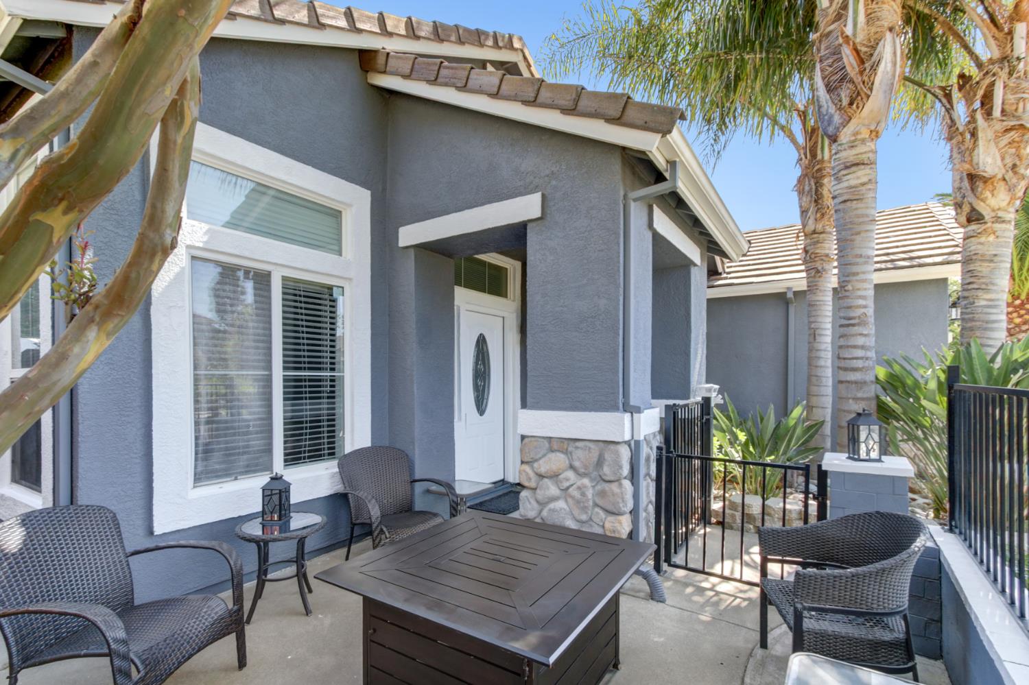 3742 Abaco Road