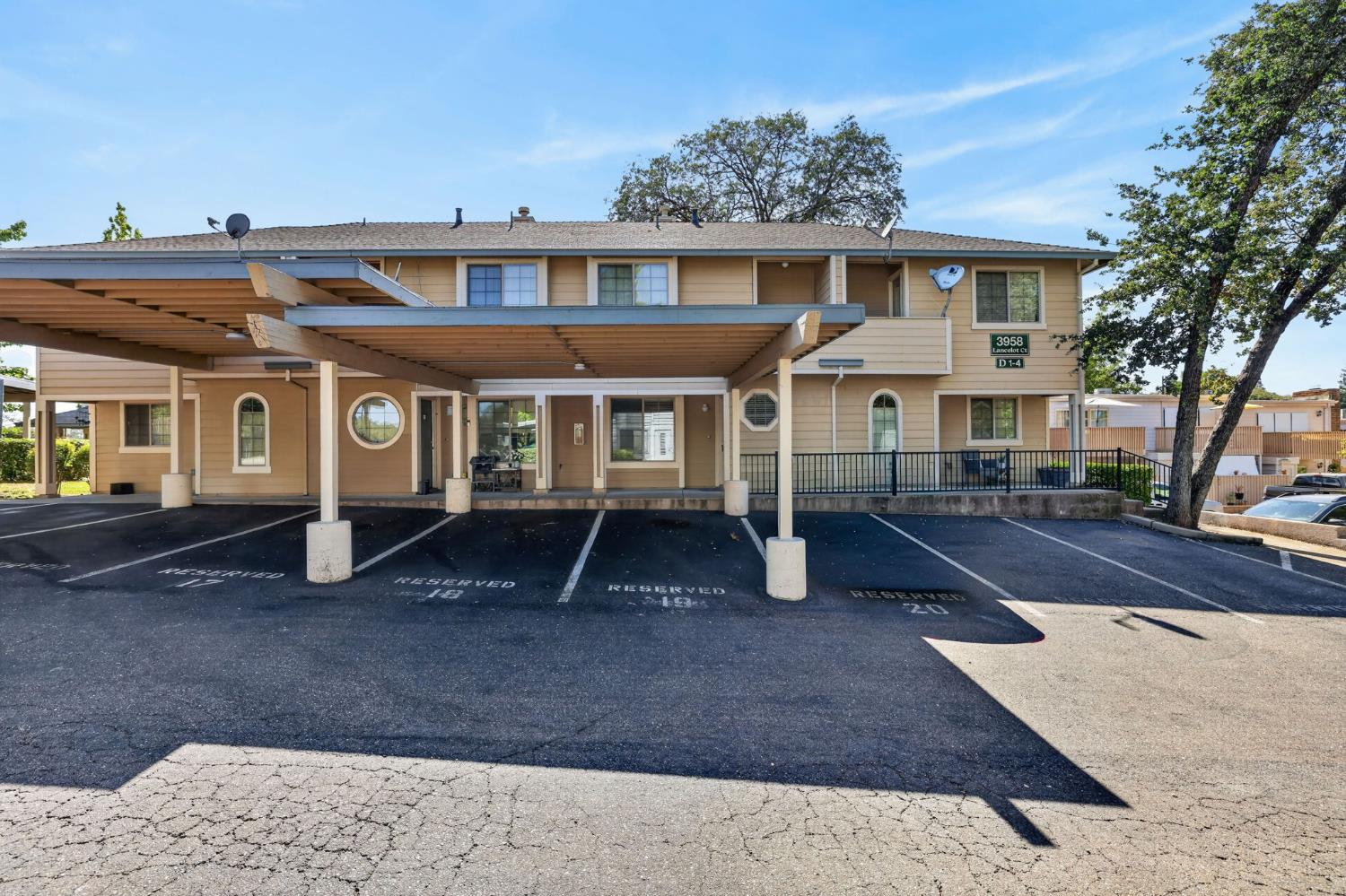 3958 Lancelot Court