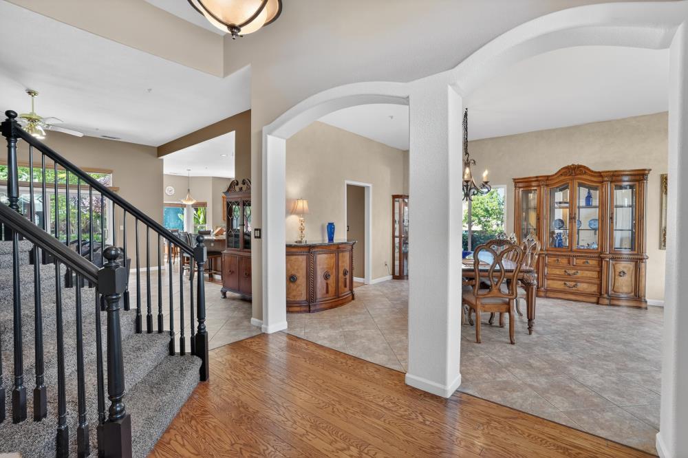 6504 Swallowsview Court