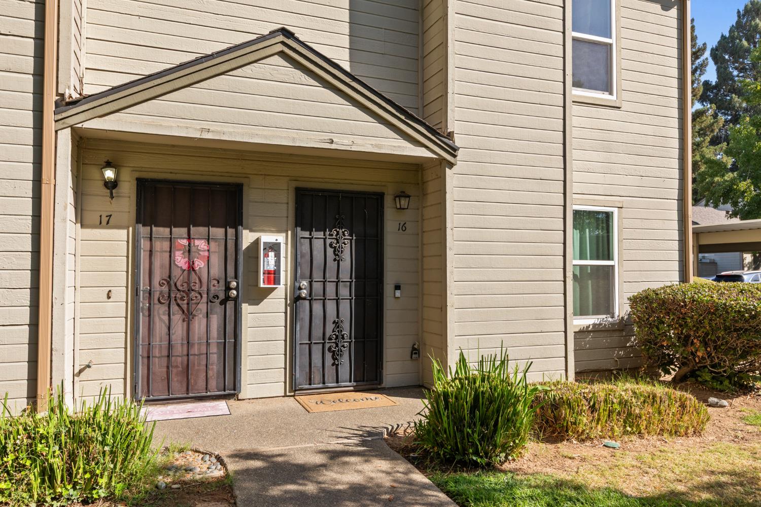 9119 Newhall Drive 16