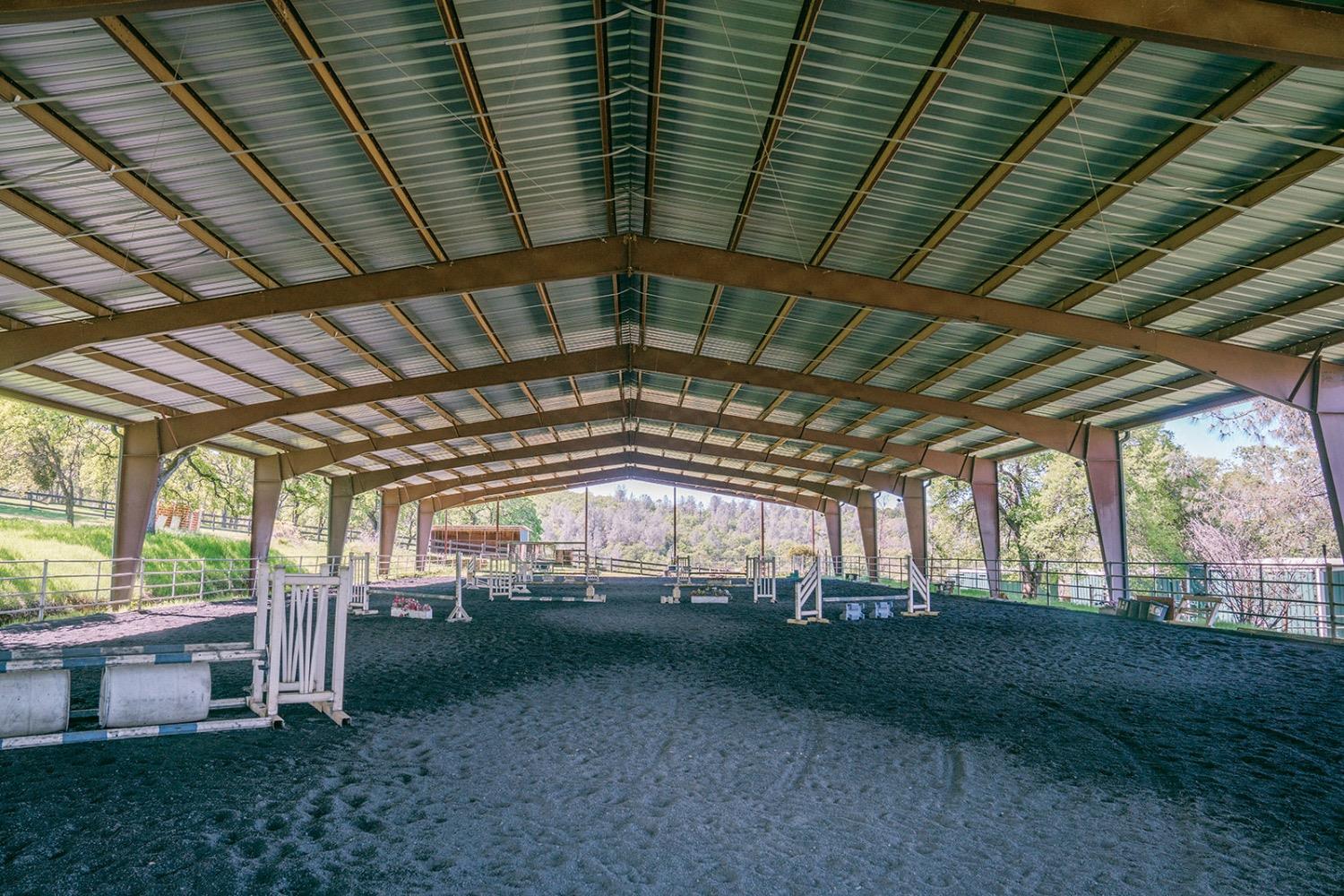 14134 Serpentine Farm Lane