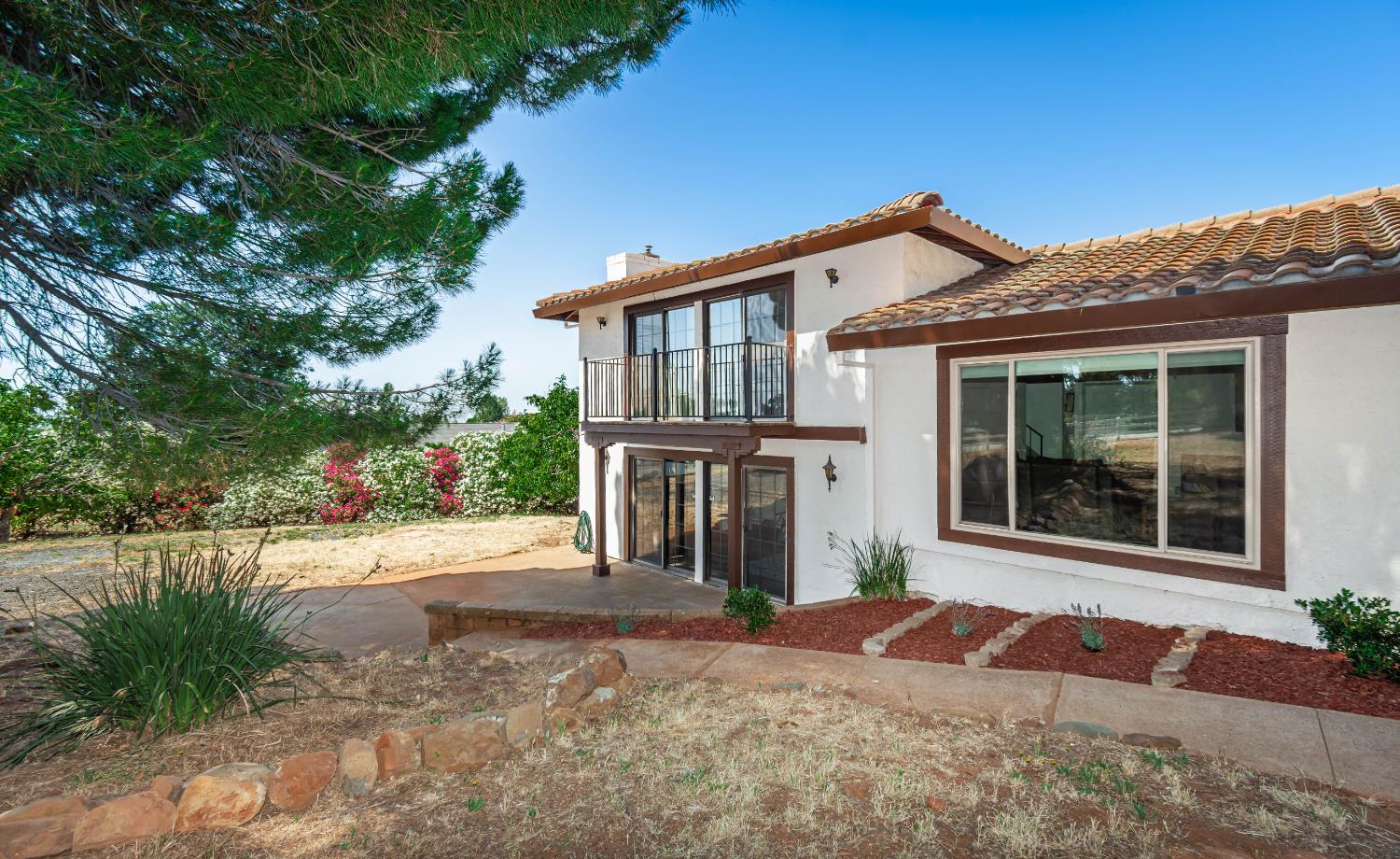 5785 Dolomite Drive