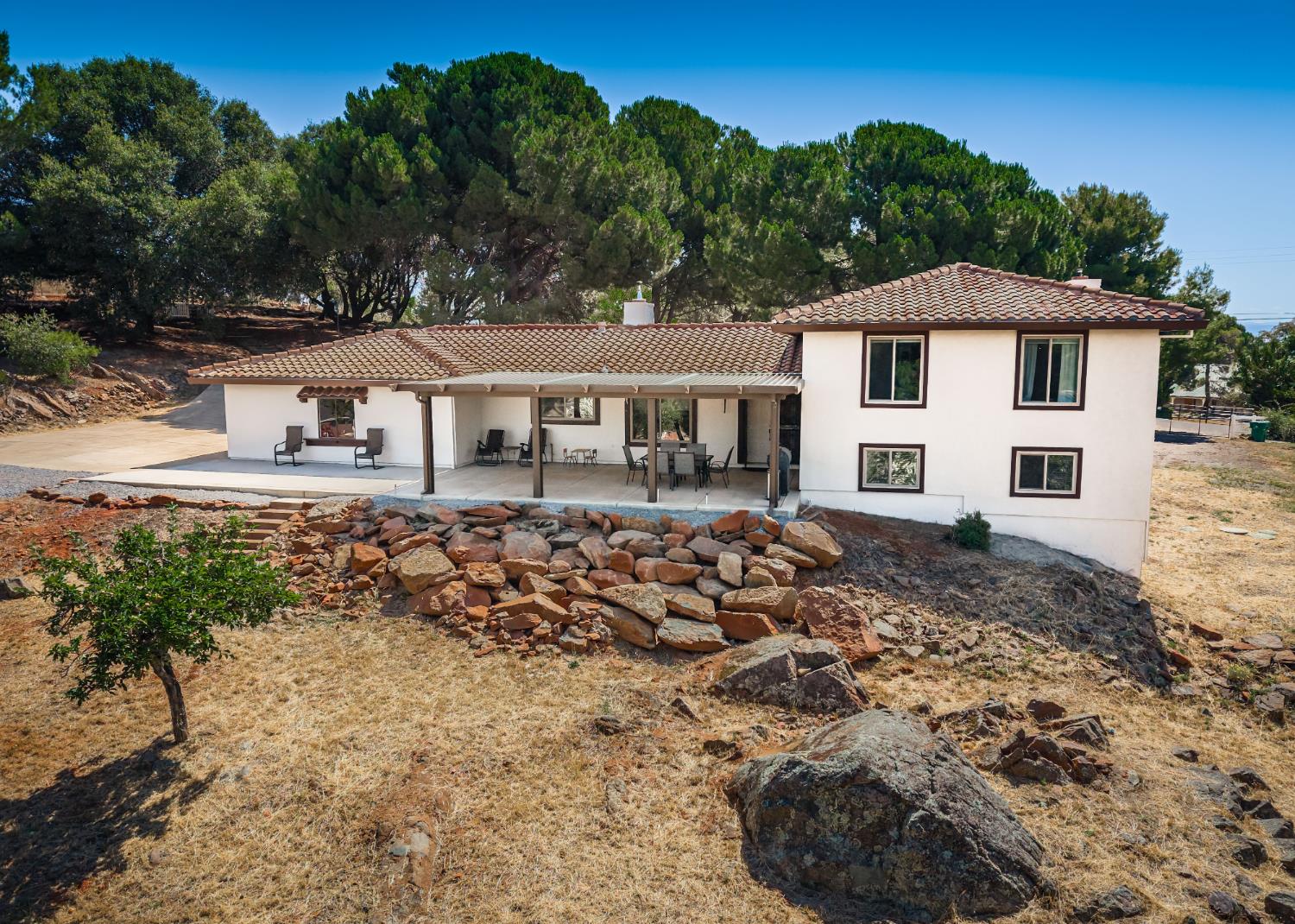5785 Dolomite Drive