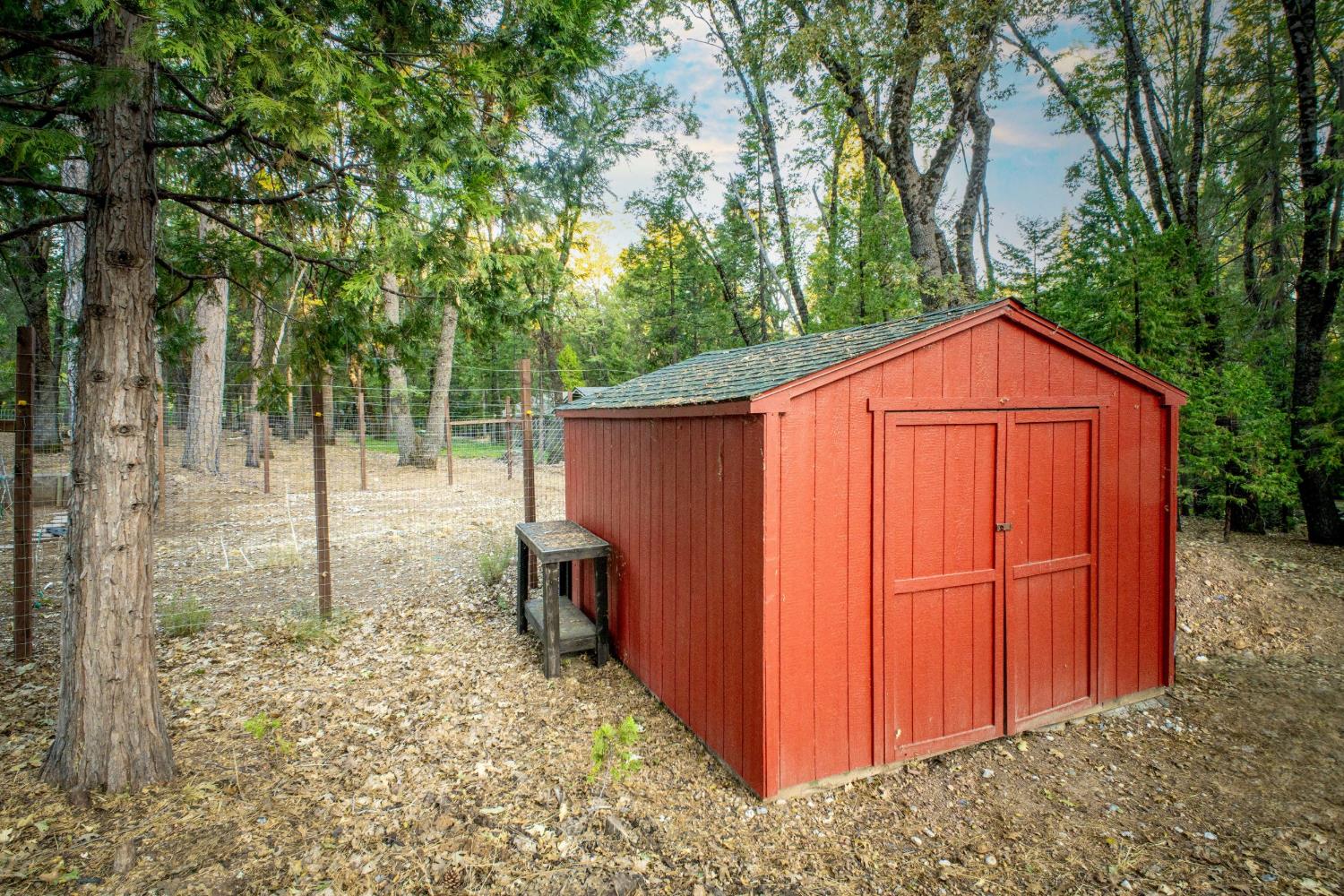 13100 Banner Lava Cap Rd, Nevada City, CA, 95959, USA, 4 Bedrooms Bedrooms, ,4 BathroomsBathrooms,Residential,Active,13100 Banner Lava Cap Rd,226072447