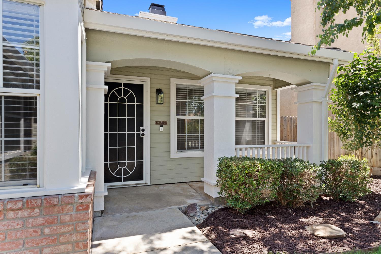 5512 Sun Gold Drive