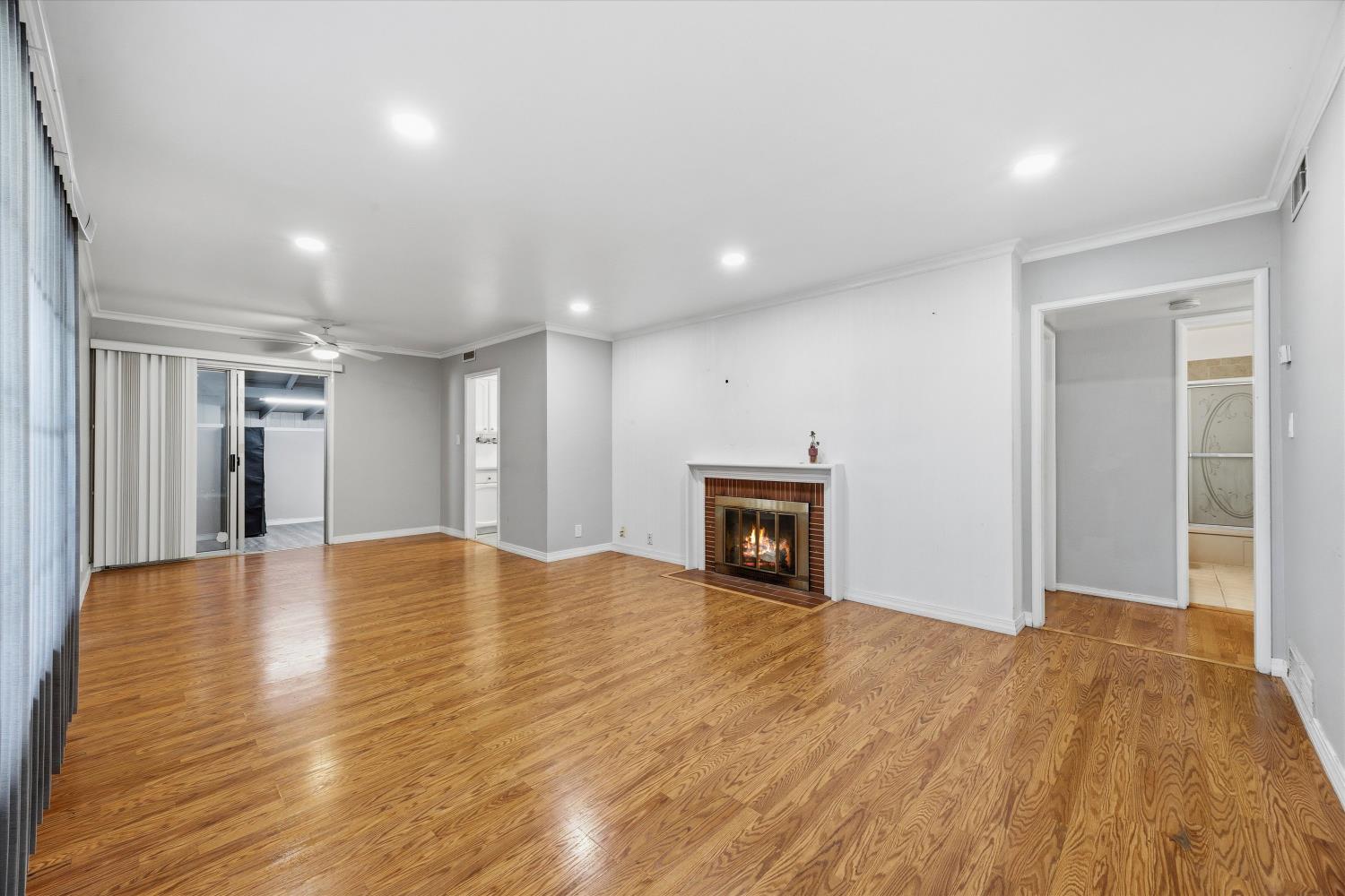 4965 I Parkway