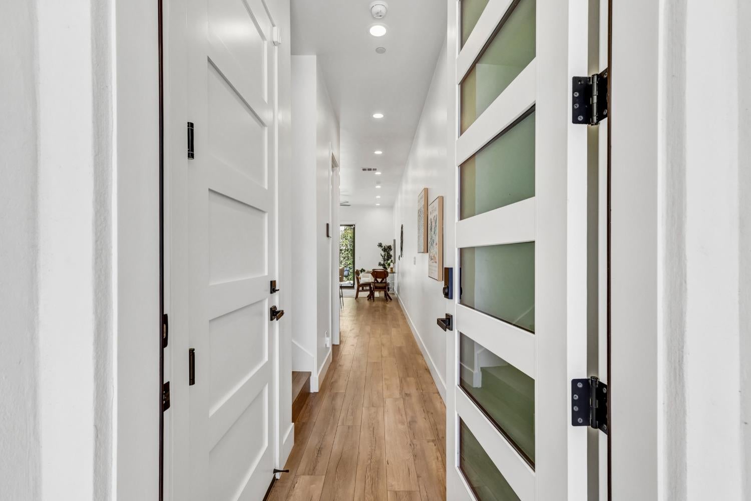 2713 Democracy Alley