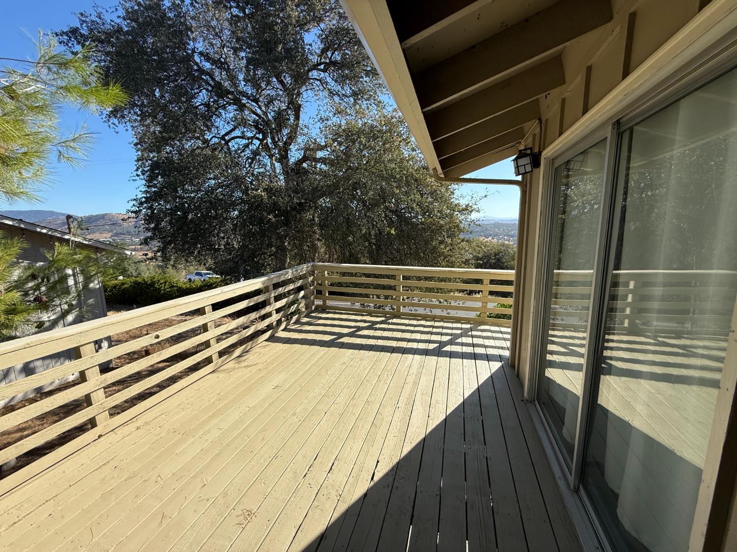 3589 Signal Hill Trail