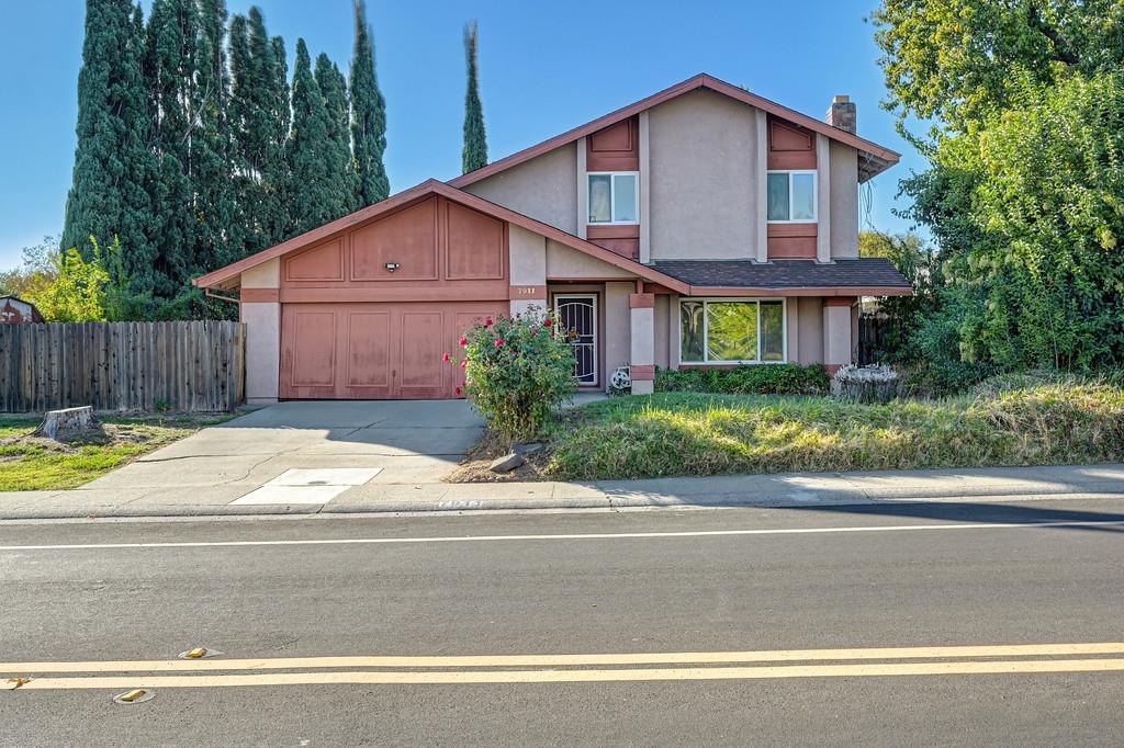 7911 Summerplace Drive