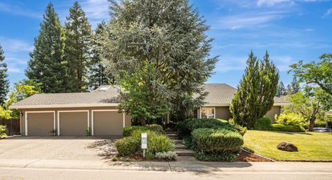 1744 Haggin Grove Way, Carmichael, CA 95608 - #: 225080392