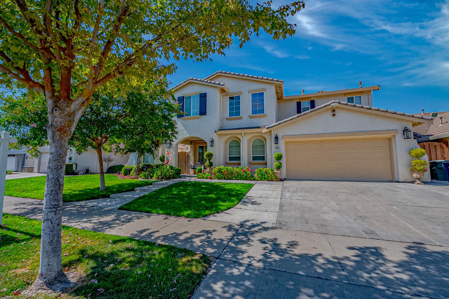 3593 San Vincent Avenue