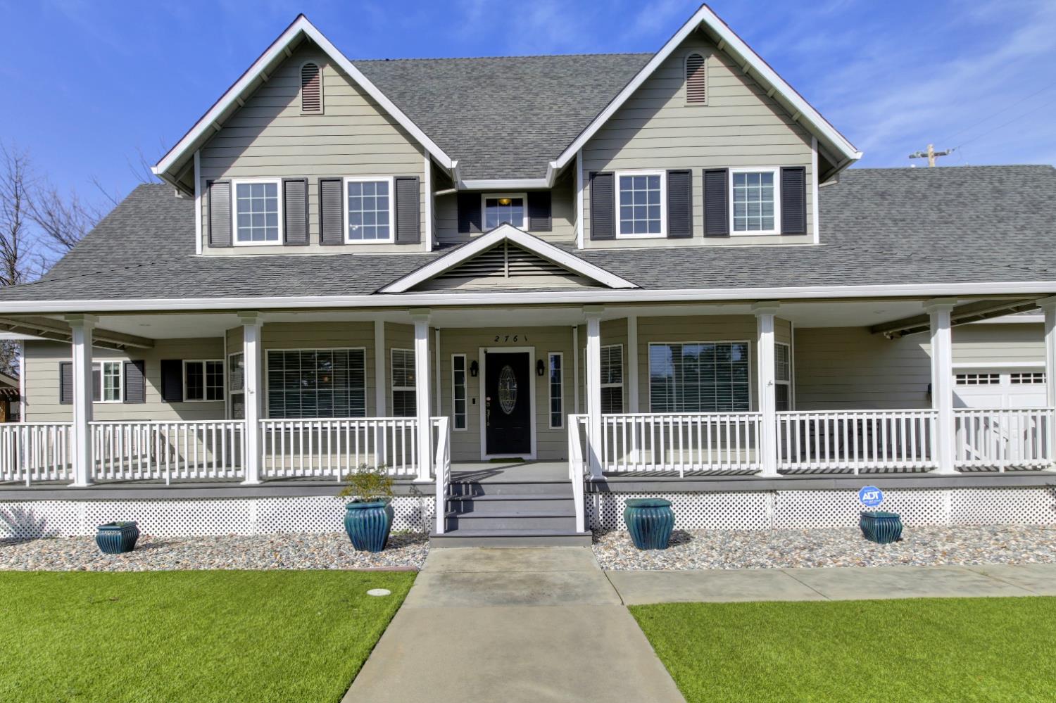 2761 Creekside Lane