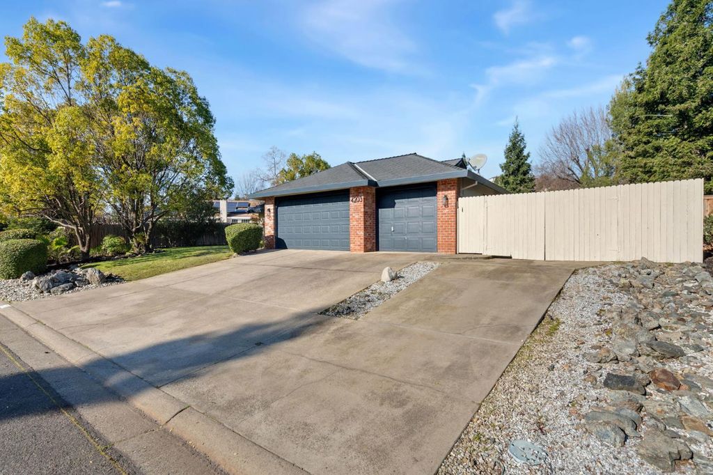 Photo of 4203 Valtara Road, Cameron Park, CA 95682 (MLS # 226006792)