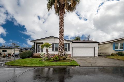 144 Kaseberg Drive, Roseville, CA 95678 - MLS#: 225010021