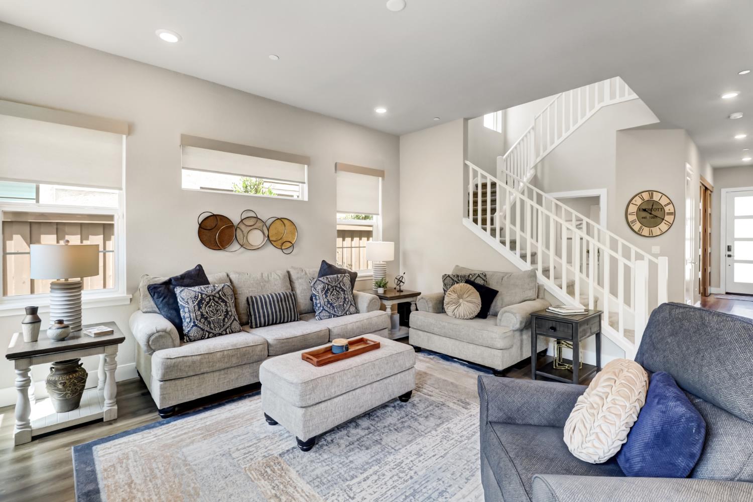 7100 Sunterra Way