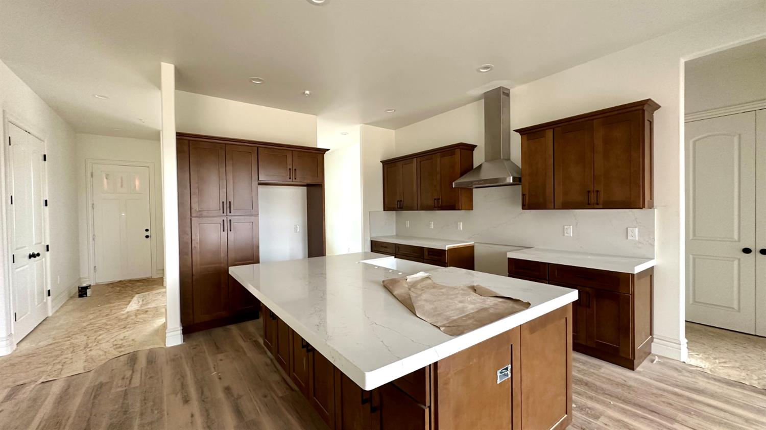 1963 Arrowhead Street 1