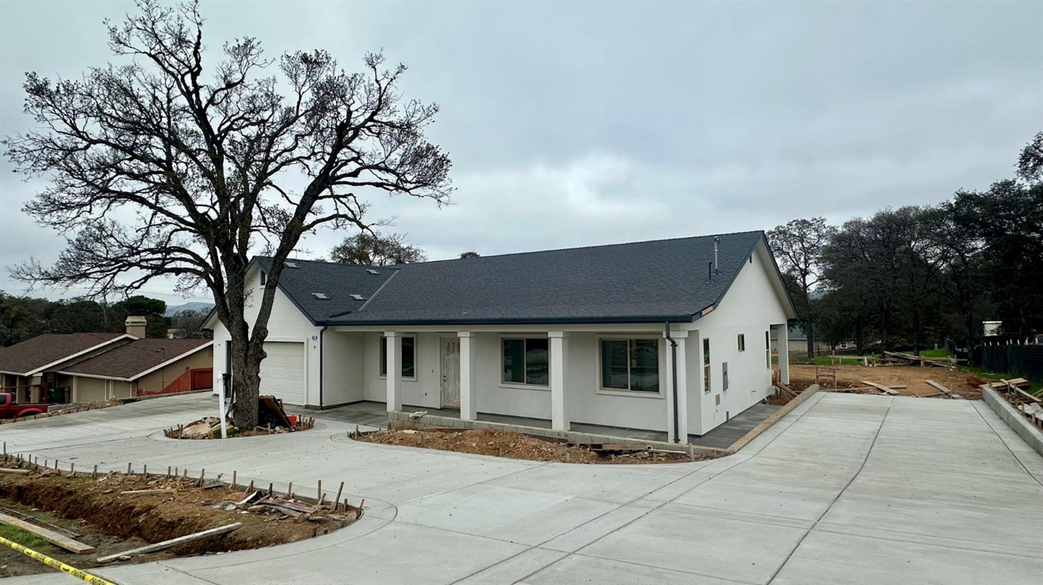 1963 Arrowhead Street 1