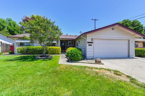 MLS: 225048191