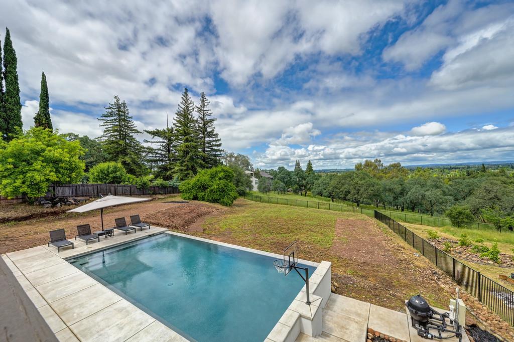6325 Reservoir Drive