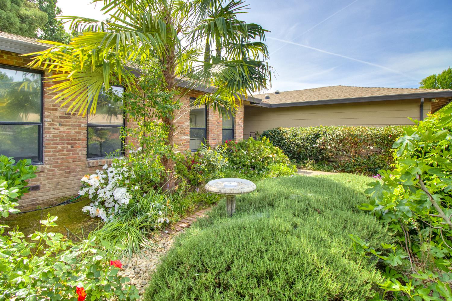 1076 Sand Bar Circle