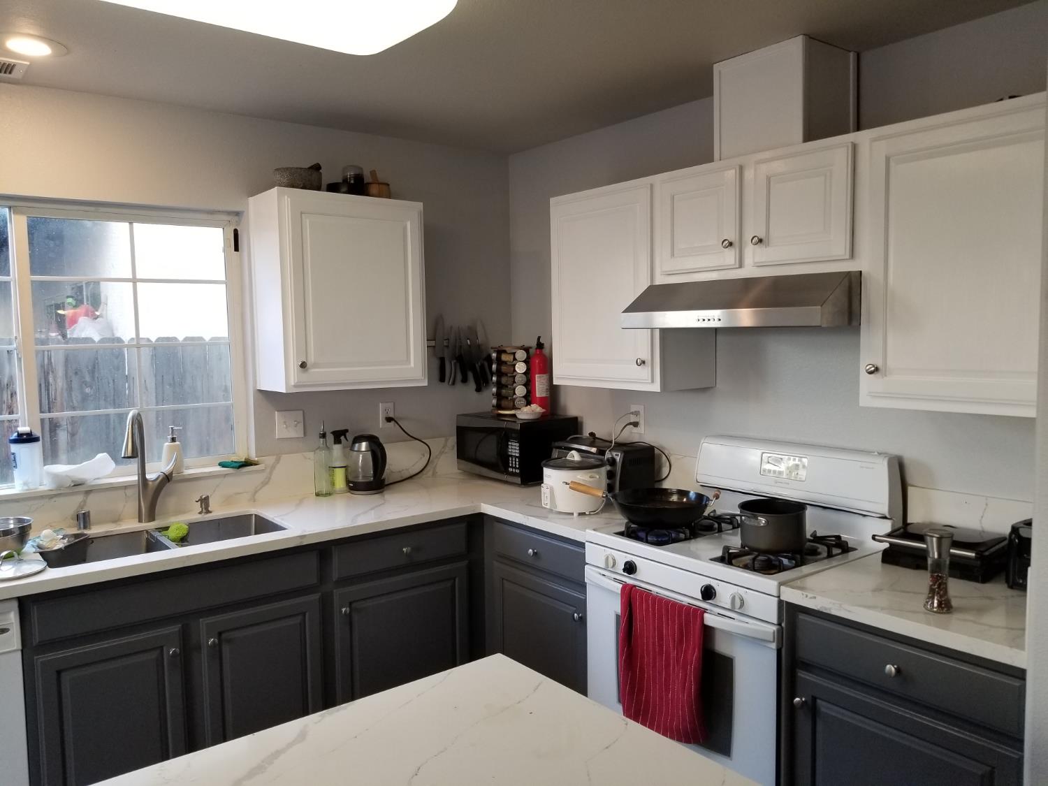 3758 Larkspur Avenue