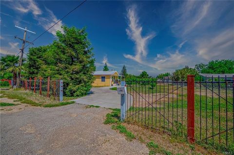1735 E Santa Fe Avenue, Merced, CA 95340 - MLS#: 225059031