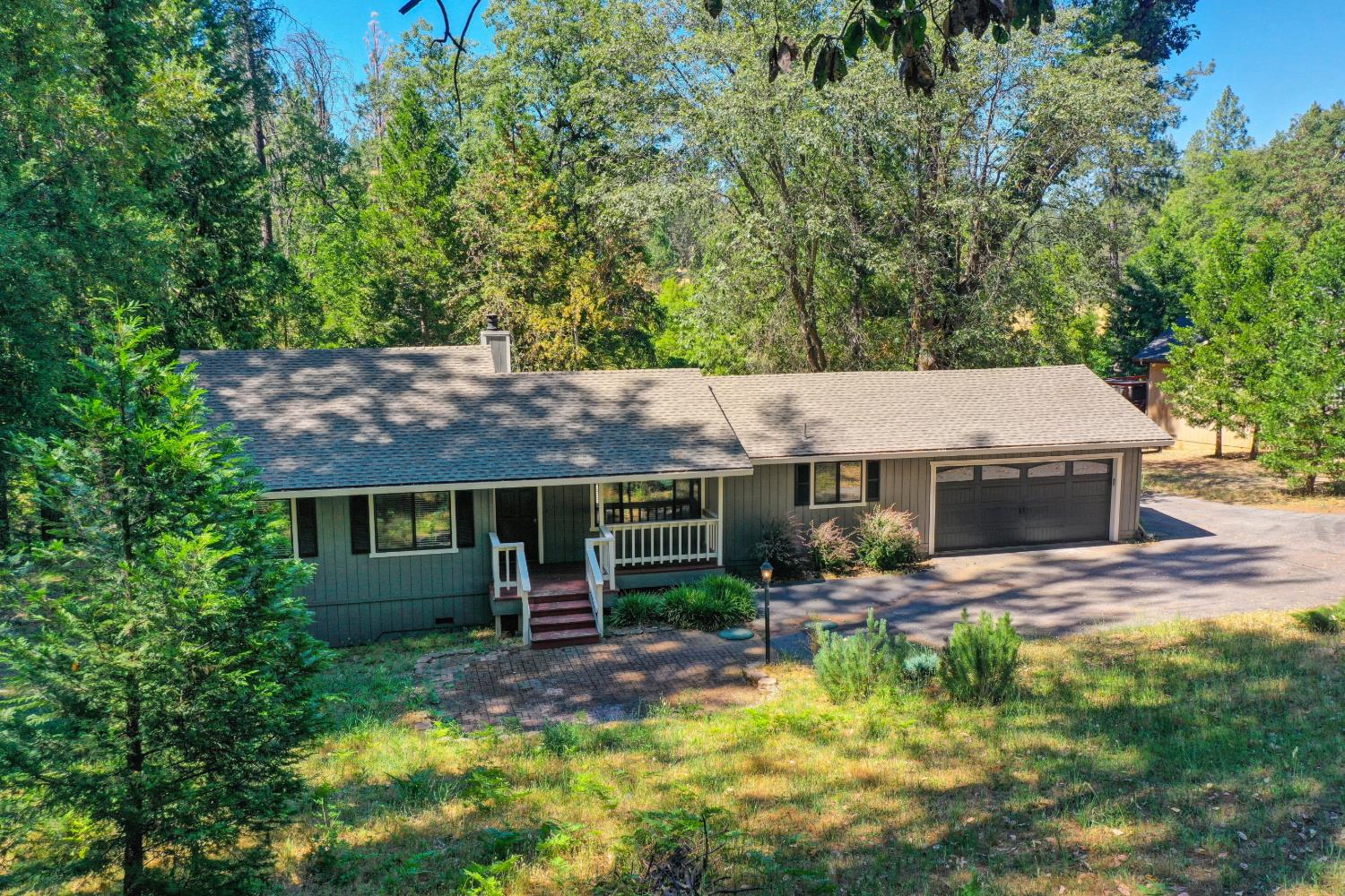 20495 Bellwood Ct