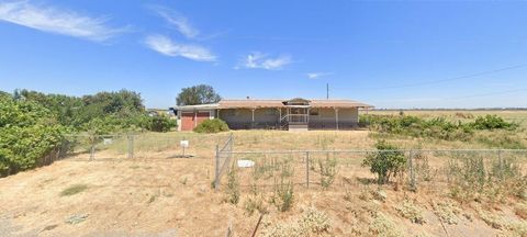 631 Dos Reis Road Lathrop CA 95330