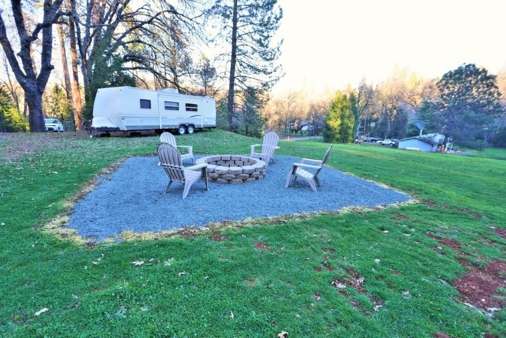 Photo of 1989 Van Giesen Drive, Meadow Vista, CA 95722 (MLS # 226006115)