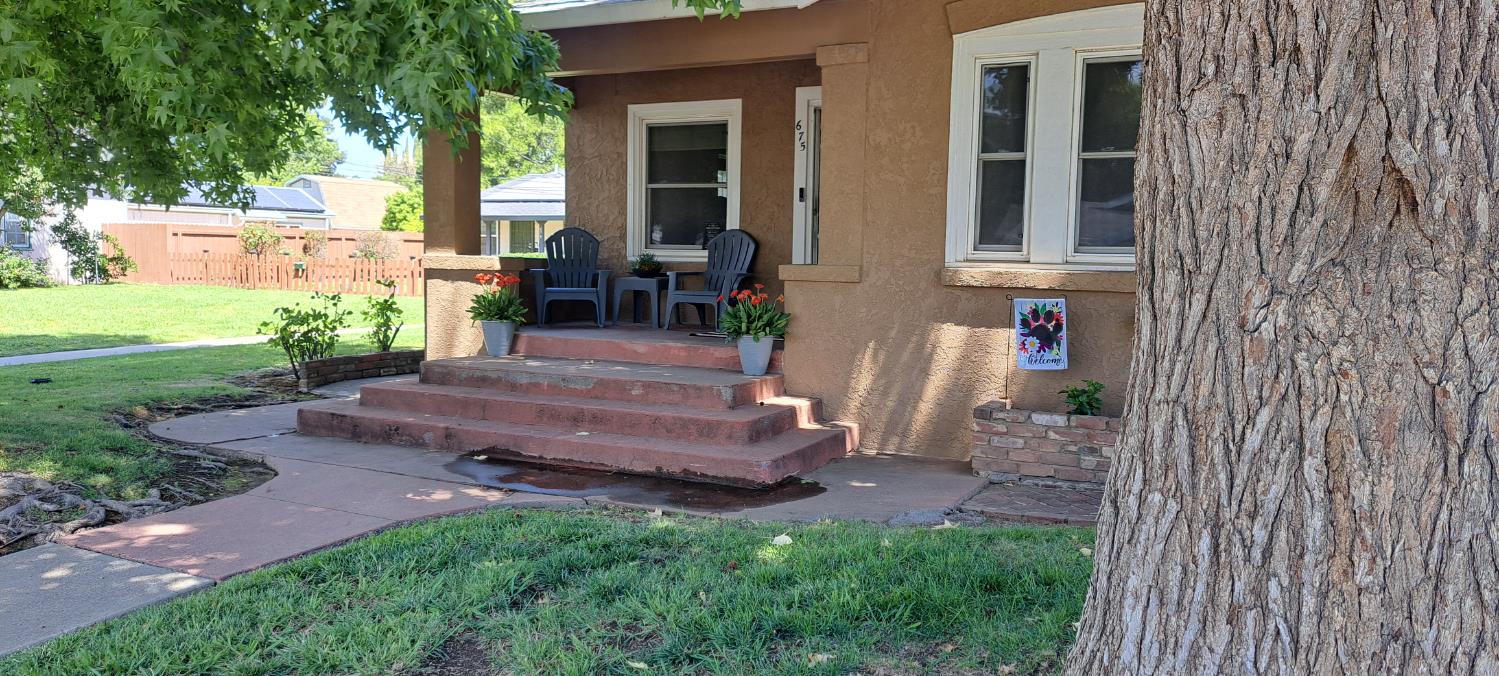 675 Almond Street