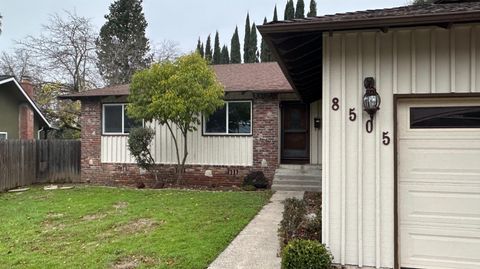 8505 Hayden Way, Fair Oaks, CA 95628 - #: 225080855