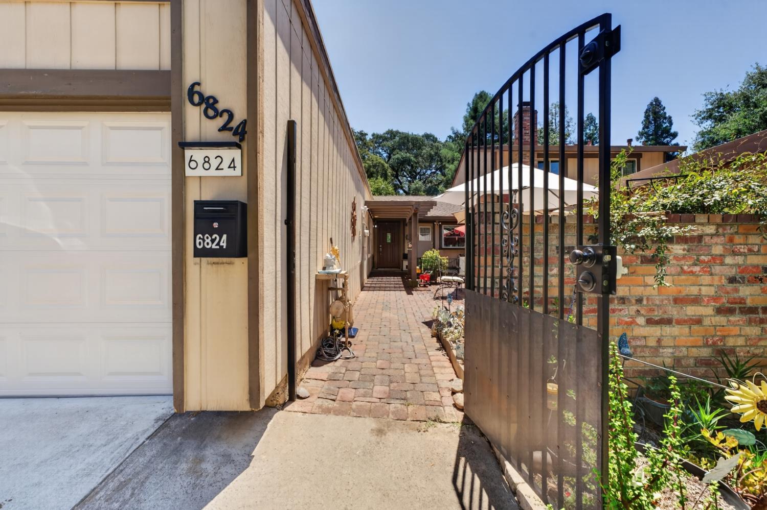 6824 San Dimas Court
